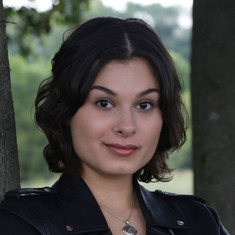 Grace Favarro