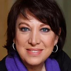 Oya Başar