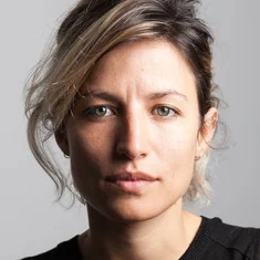 Agustina Comedi