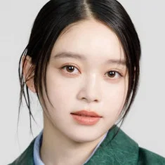 Akari Takaishi