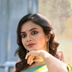 Solanki Roy