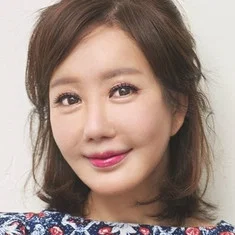 No Hyeon-hee
