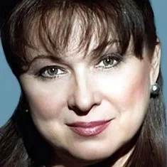 Елена Акулёнок