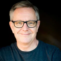 Jonathan Biggins