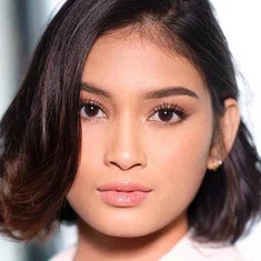 Maura Gabrielle