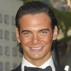 Theo Alexander