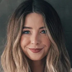 Zoë Sugg