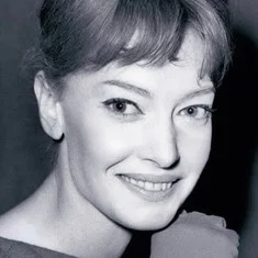 Jeannie Carson