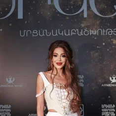 Eva Khachatryan