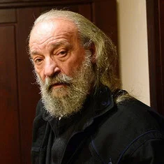 Анатолий Васильев