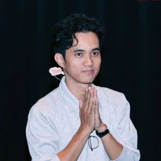 Hùng Trần