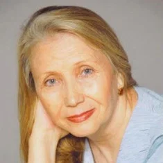 Галина Комарова