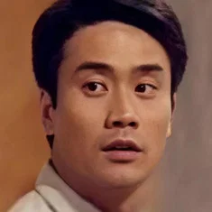 Raymond Lee