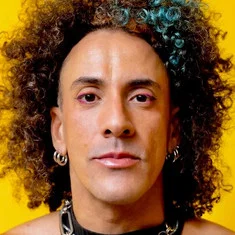 Linga Acácio