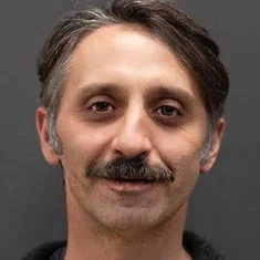 Ömür Kayakırılmaz