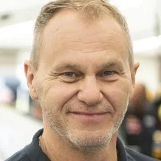 Kenneth Hansen