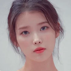IU (Айю)