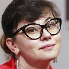 Марина Степнова