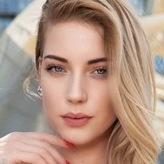 Emily Crighton