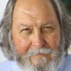 Hollis Ellzey