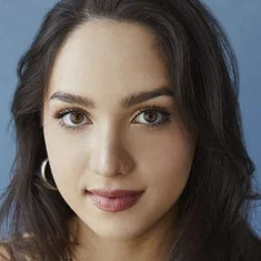 Bella Hull