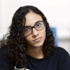Mari Santos