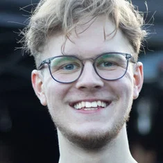 Liam Carr