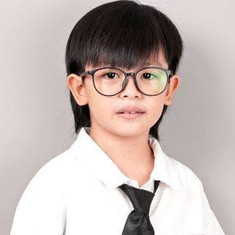 Zion Cruz