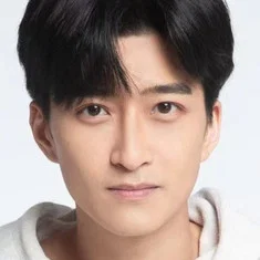 Feng Xiaotong