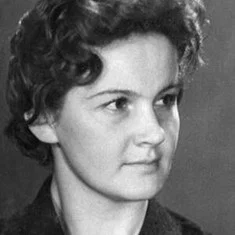 Ирина Ефремова