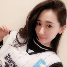 Mengyi Zhang