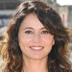 Anne Charrier