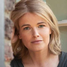 Mira Bartuschek