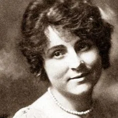 Stella LeSaint