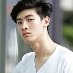 Top Akechat Booncharoensukphisarn