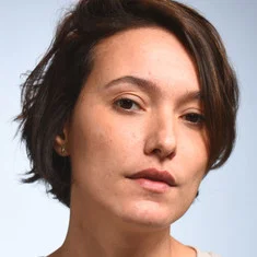 Cláudia Jouvin