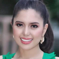 Isabelle De Leon