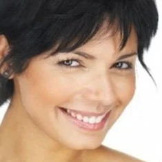 Elena Aaron