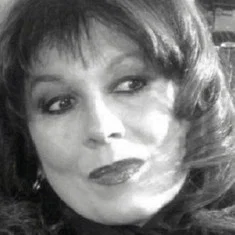 Mónica Vehil