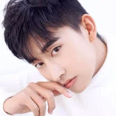潘悦铭