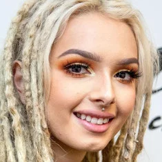 Zhavia