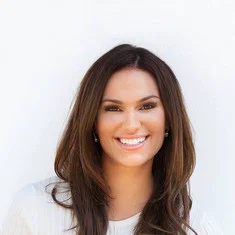 Nicole Weider