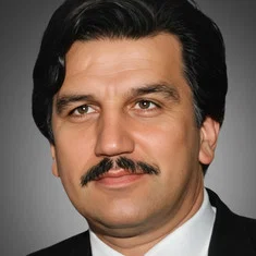 Ahmet Tarık Tekçe