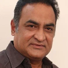 Aadukalam Naren