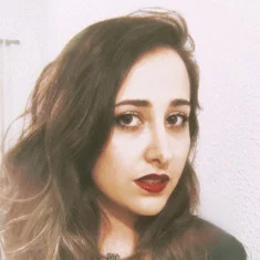 Flávia K. Ventura