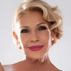 Rosa Valenty