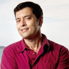 Tiago Santiago