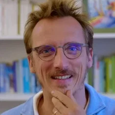 Dr Louis Fouché