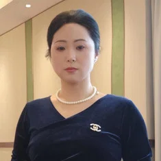 颜小花