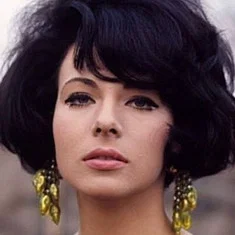 Marilù Tolo